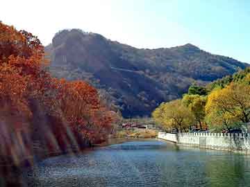 魔界奇兵：一场跨越次元的冒险之旅